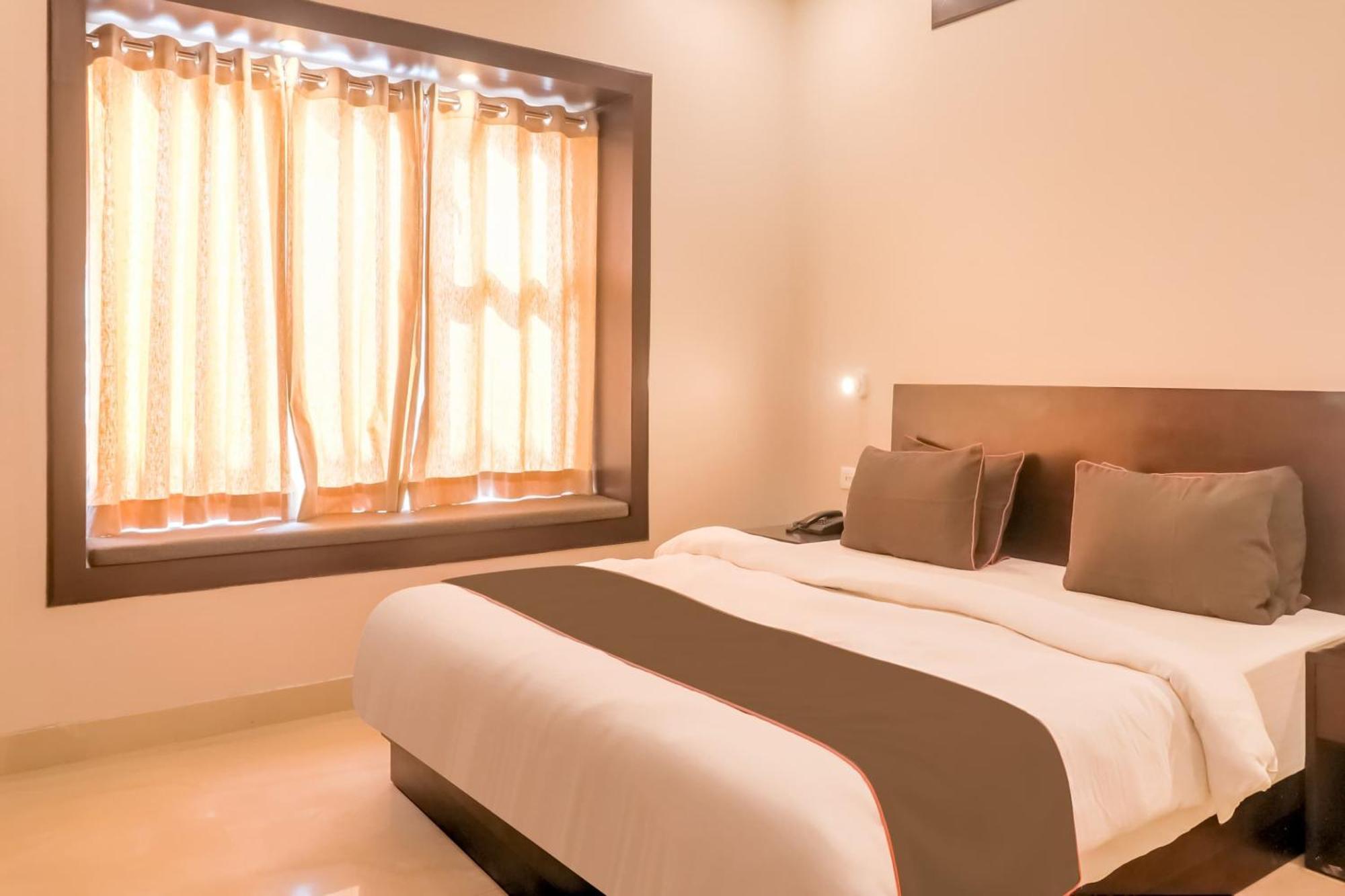 Townhouse Amaraa Farms Near Lulu Hypermarket Λάκναου Εξωτερικό φωτογραφία