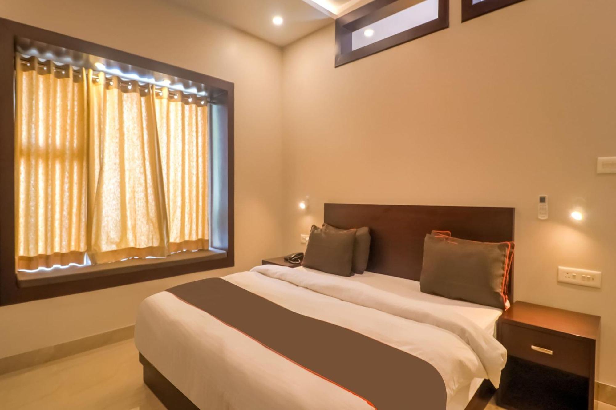 Townhouse Amaraa Farms Near Lulu Hypermarket Λάκναου Εξωτερικό φωτογραφία