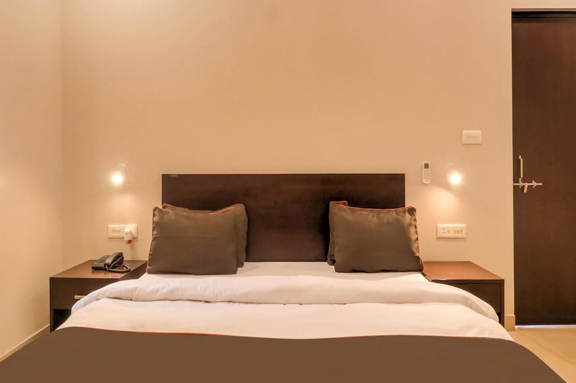 Townhouse Amaraa Farms Near Lulu Hypermarket Λάκναου Εξωτερικό φωτογραφία